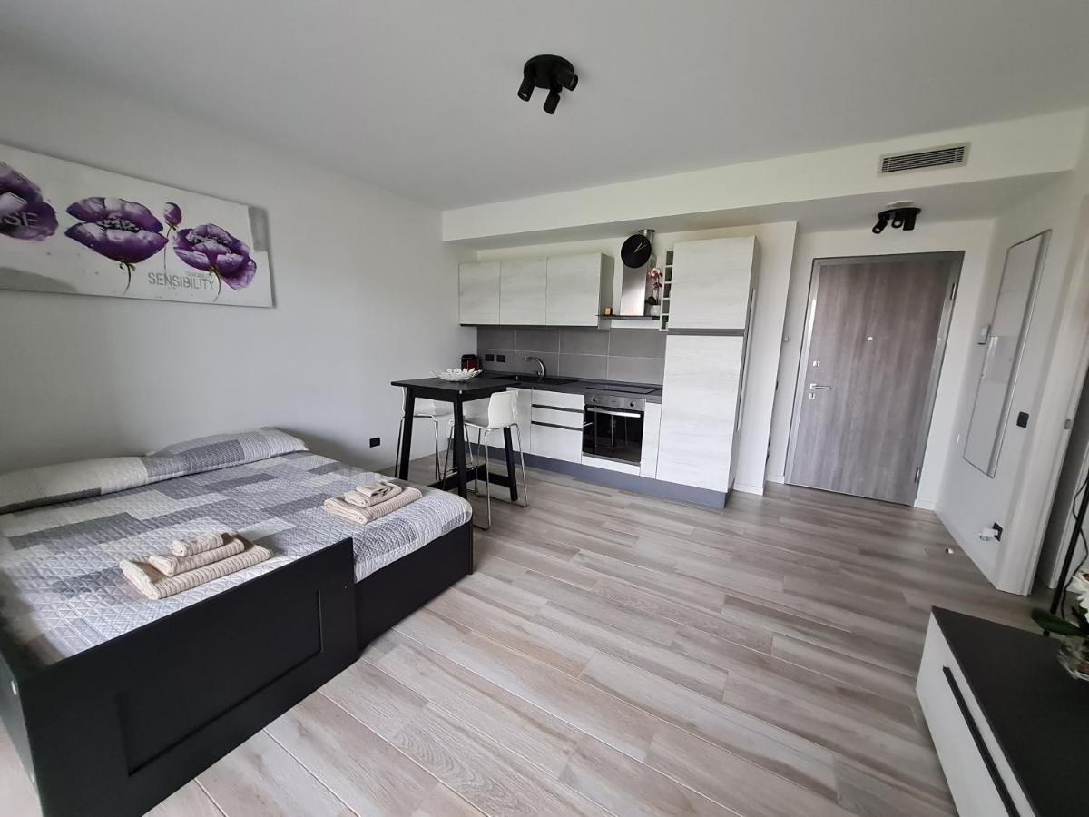 Appartement Grazioso Monolocale Milaan